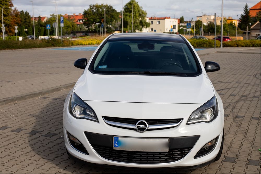 Opel Astra J  sport