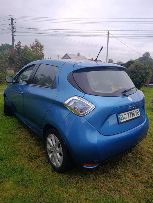 Renault Zoe 2017,42кв