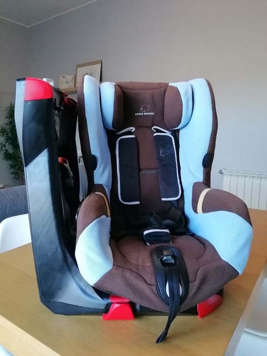 Cadeira Auto Bébé Confort Axiss - Grupo 1 (9-15kg)