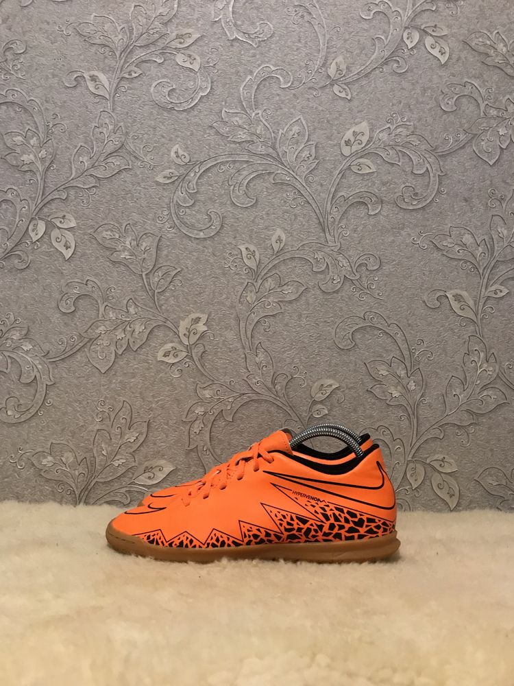 Как новые футзалки, сороконожки Nike Hypervenom 40 39,5 39 25 24,5