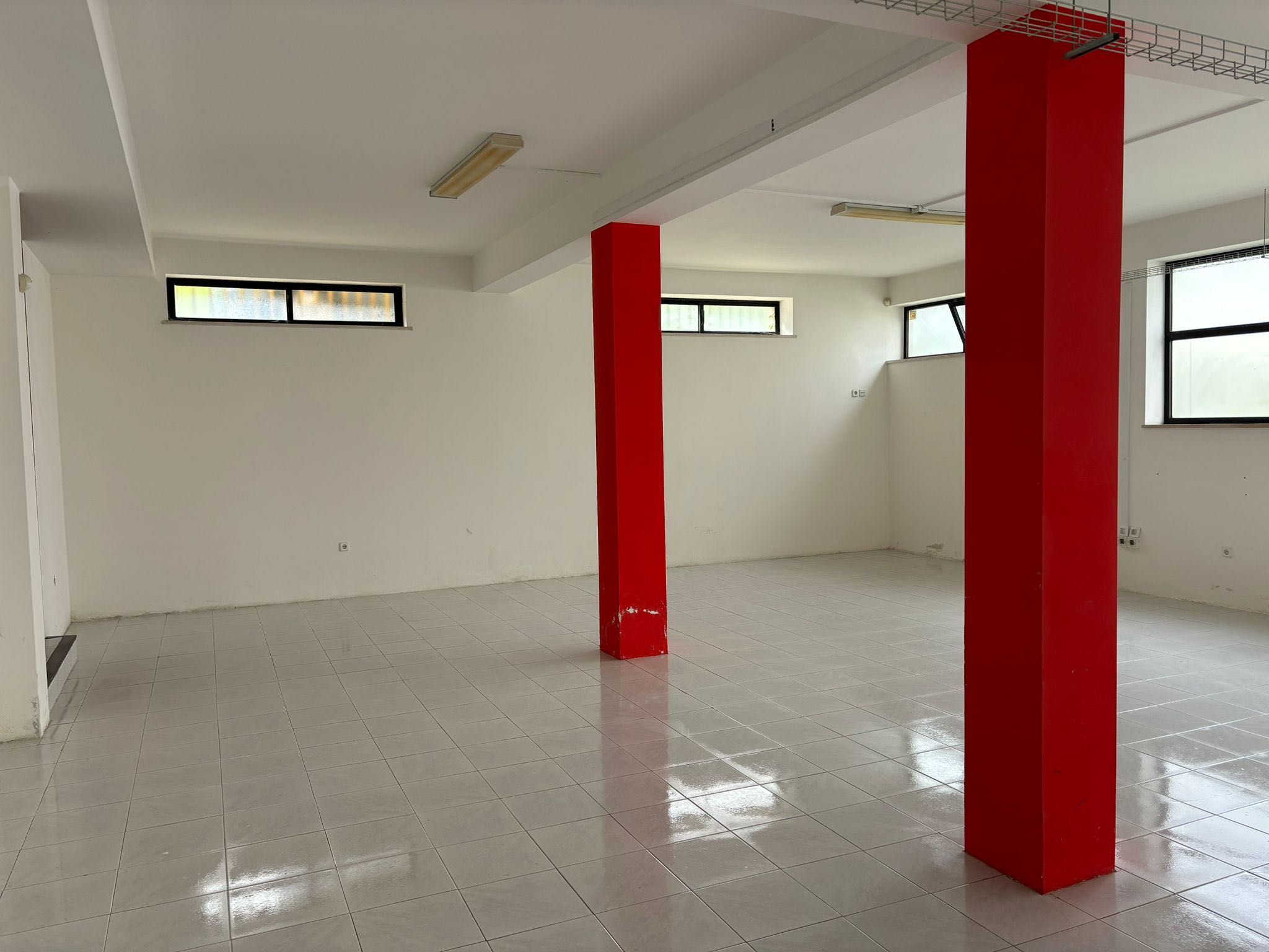 Loja / Armazém em Condeixa