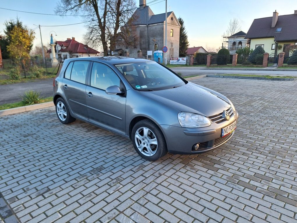 VW GOLF V, 2007r, 1.4 MPI 5-drzwi, tempomat, grzane fotele,