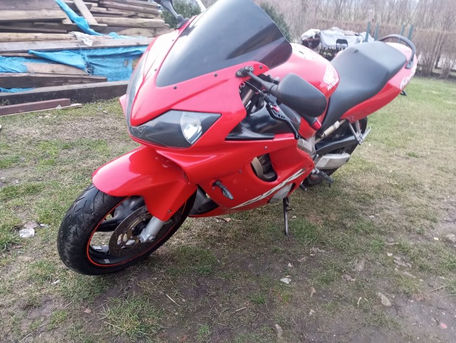 Honda CBR F4i silnik wahacz instalacja stelaż set amortyzator tył koło