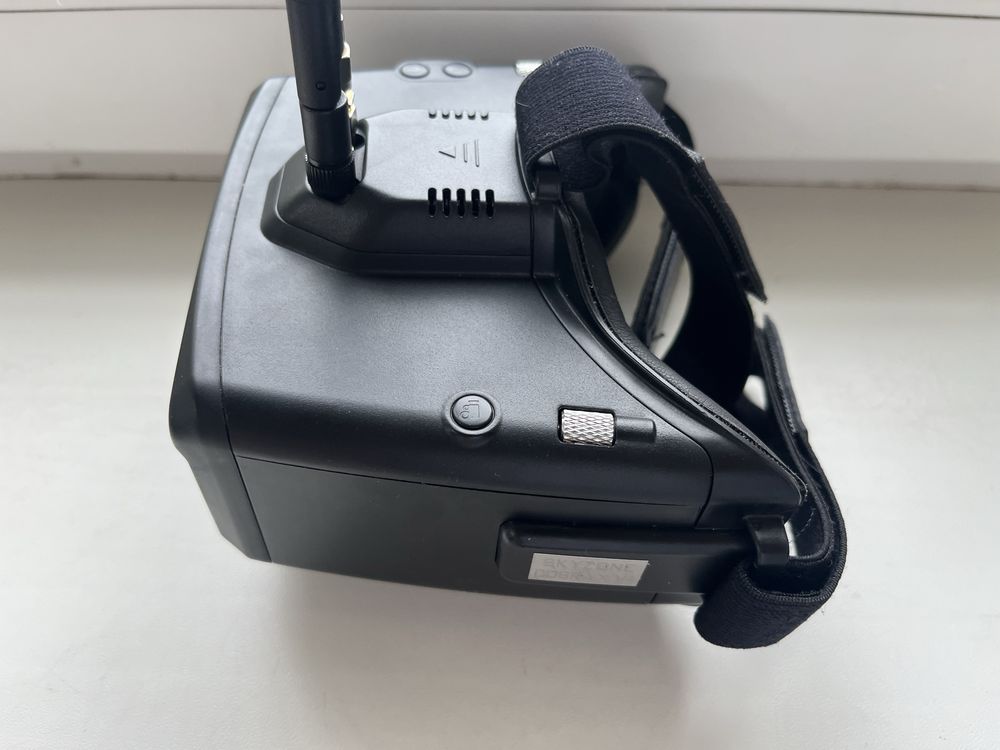 Skyzon cobra x v4