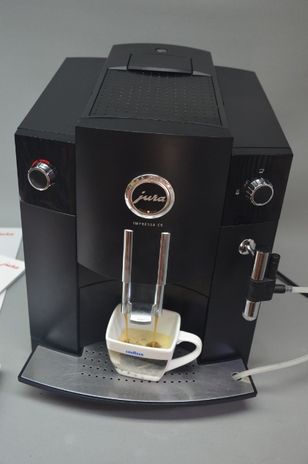 Jura Impressa C5 II gen automatyczny ciśnieniowy ekspres do kawy