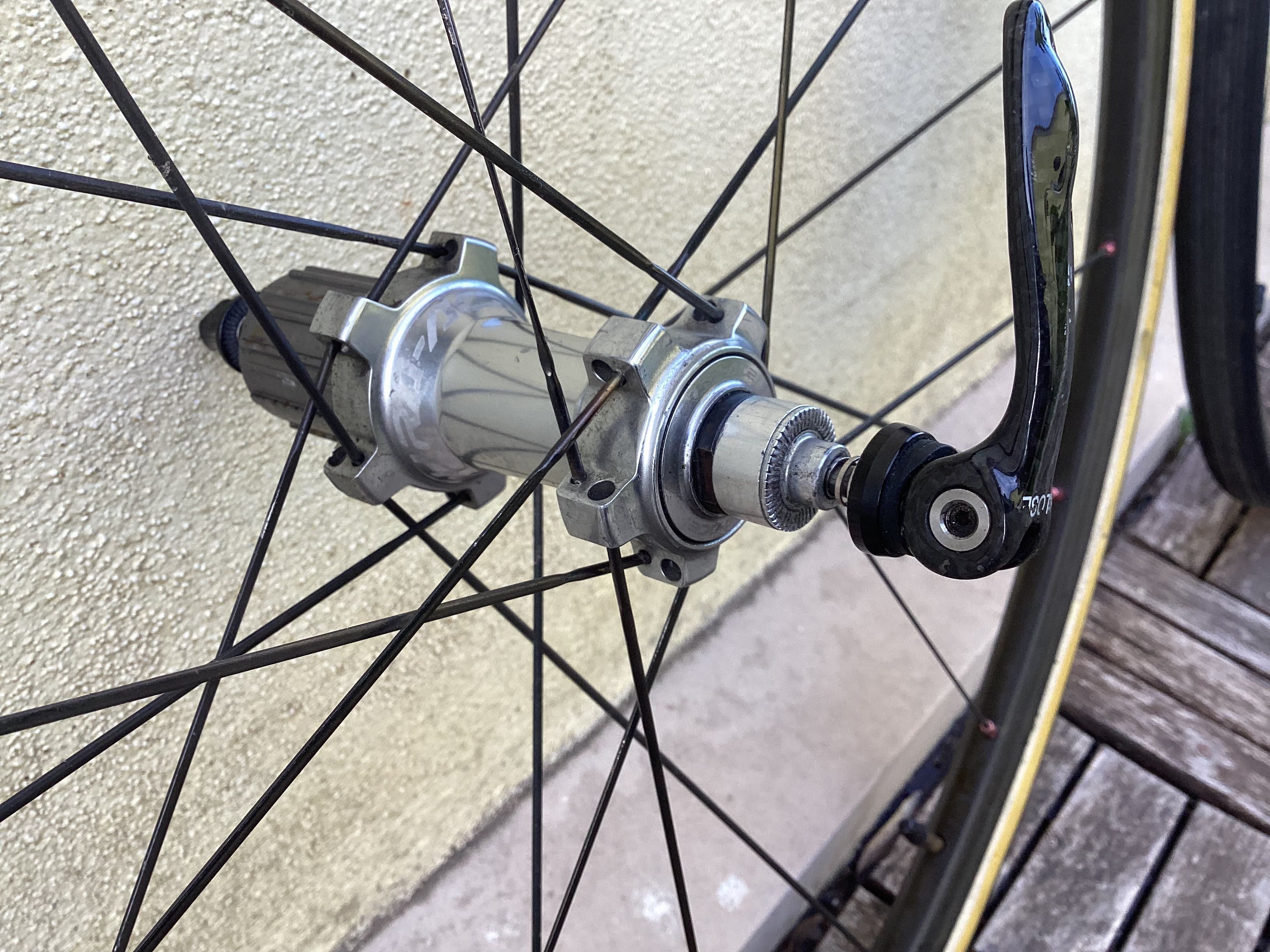 Rodas carbono dura Ace  peso 1250kg Par