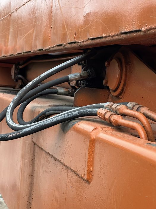 Продам автовишку в чудовому технічному стані.