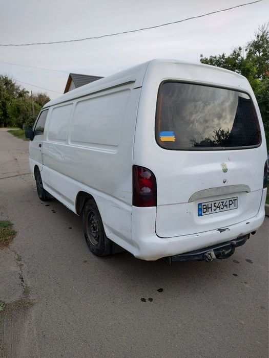 Продам   HYNDAI H100