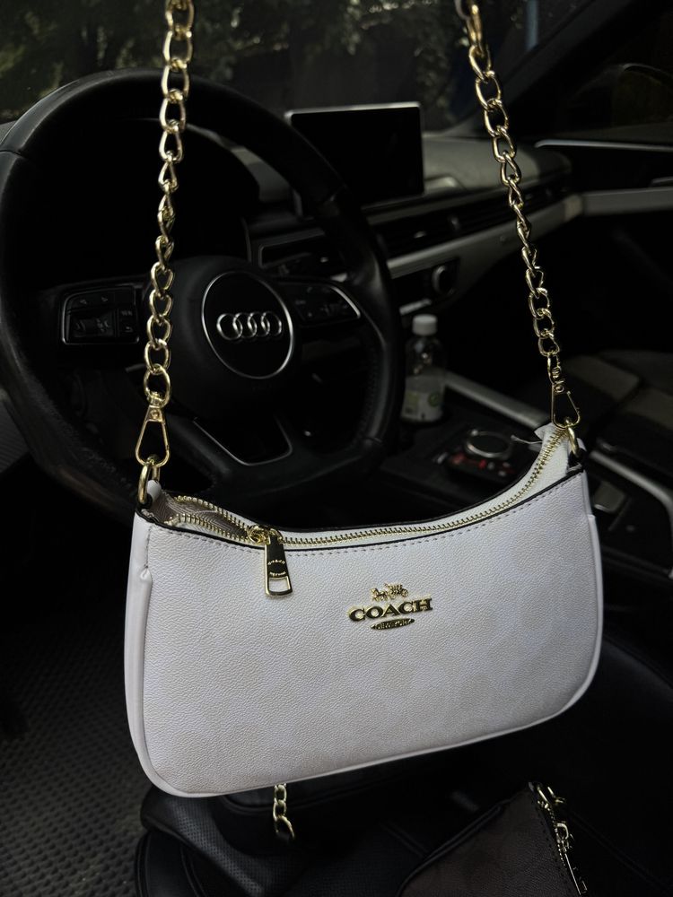 Продам багет Coach