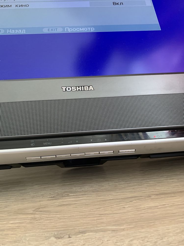 Телевізор Toshiba 32wl66p 32 дюйми