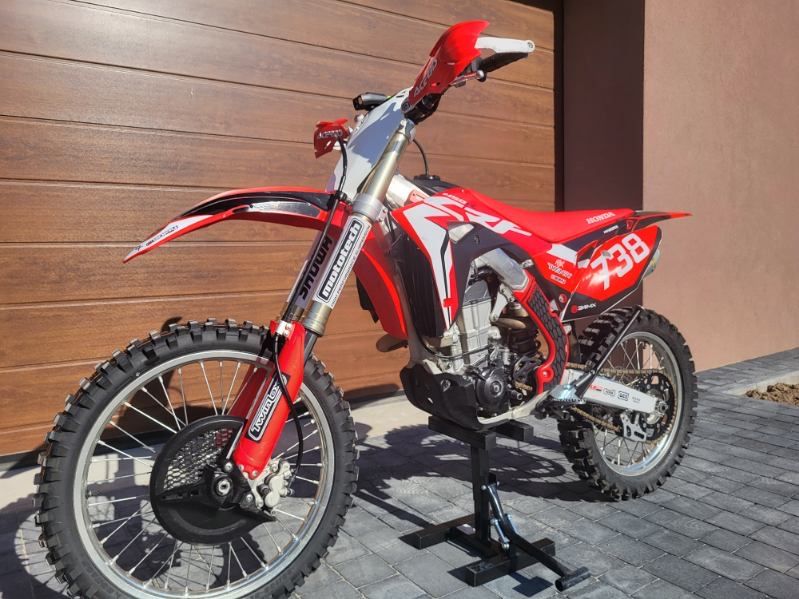 Honda CRF 450!!  2017 !!! 79 mhg !! Idealny stan !! Nowe opony !!