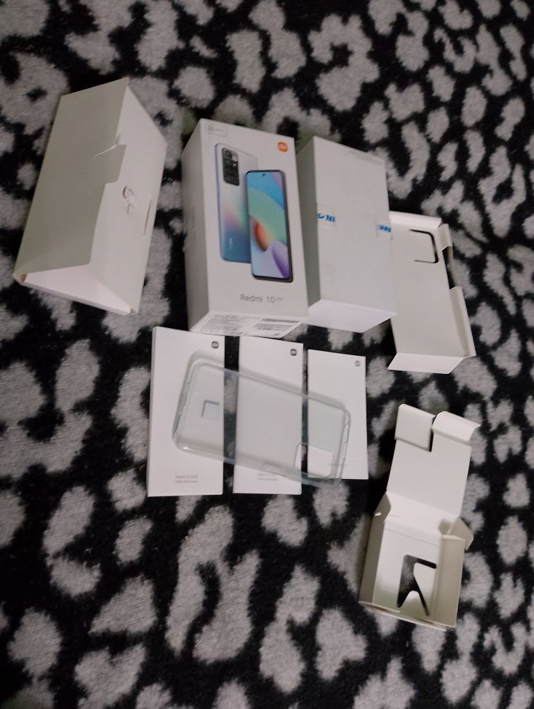 Pudełko Redmi 10 plecki i igła zestaw