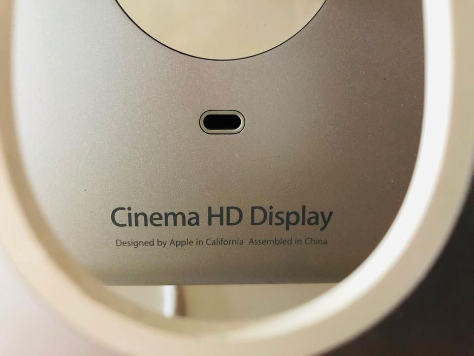 Monitor Apple Cinema HD Display