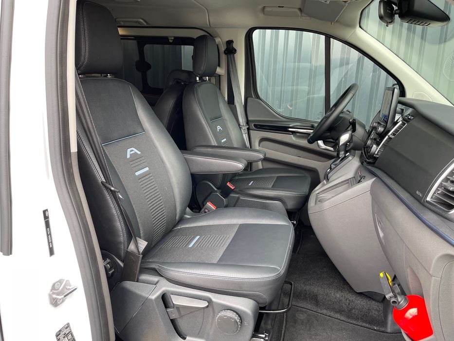 Wynajem Busów 9 i 8 -osobowych Wypożyczalnia Wrocław Ford Tourneo