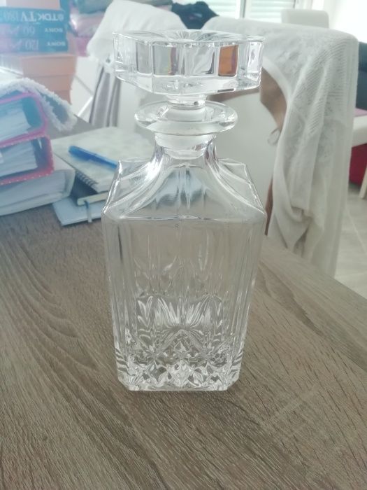 Garrafa de Cristal