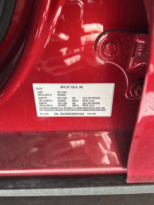 Розборка Tesla model Y 2024 колір PR01
