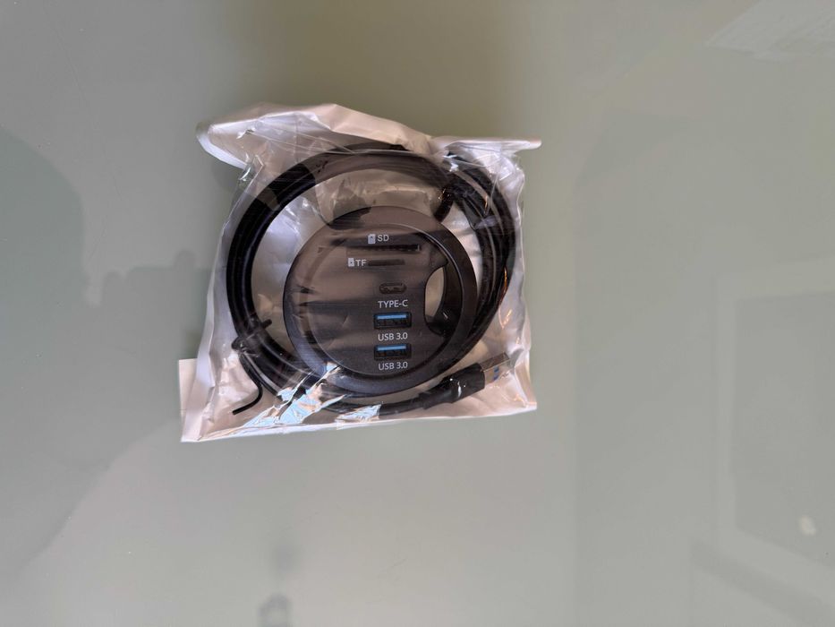 HUB de mesa c/ Leitor Cartões SD + USB + Type C