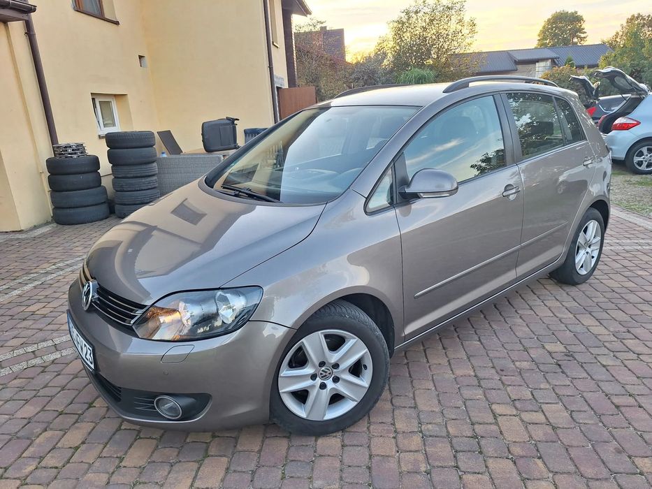 Volkswagen Golf Plus Navi ** Kamera Cofania ** Parktroniki  ** Siedzenia podgrzewane