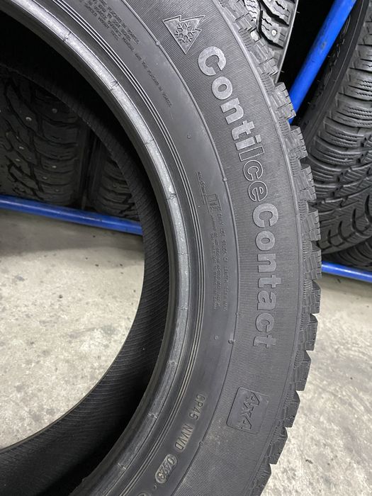Зимові шини 235/60 R18 (107T) CONTINENTAL