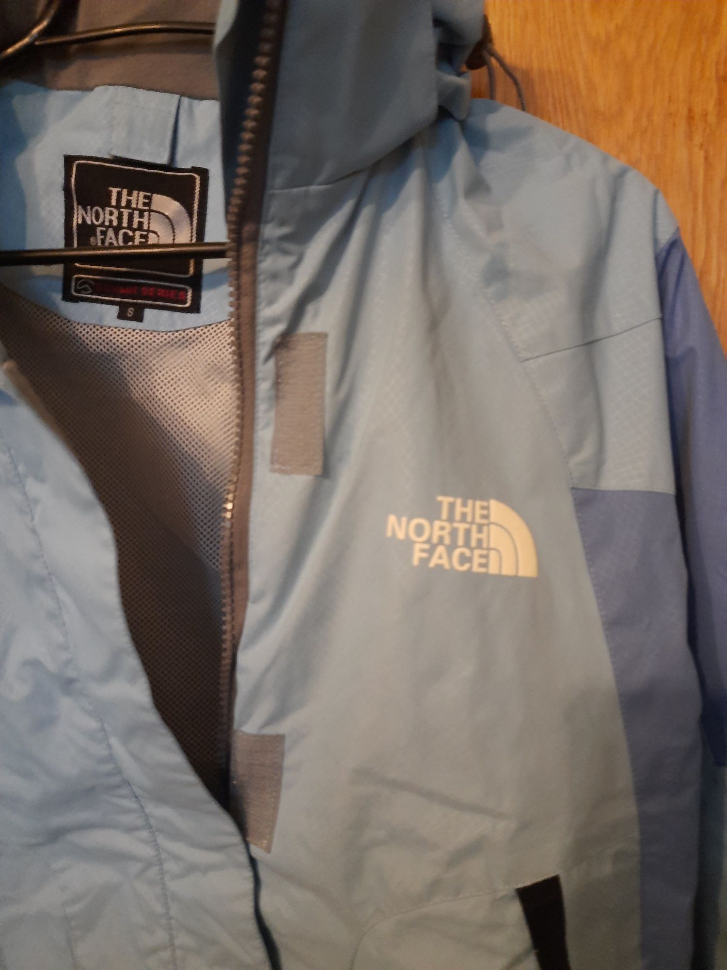 Kurtka the north face S M summit 2w1