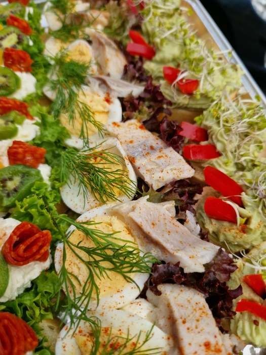 Kanapki bankietowe catering przekąski imprezy urodziny