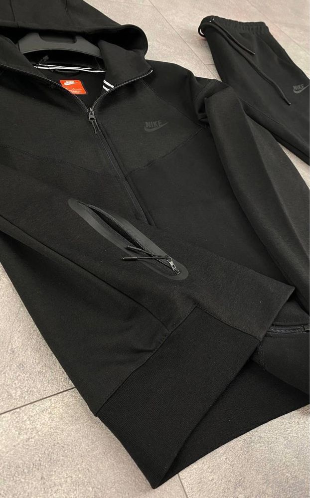 Nike Tech Fleece 2024 – кофта