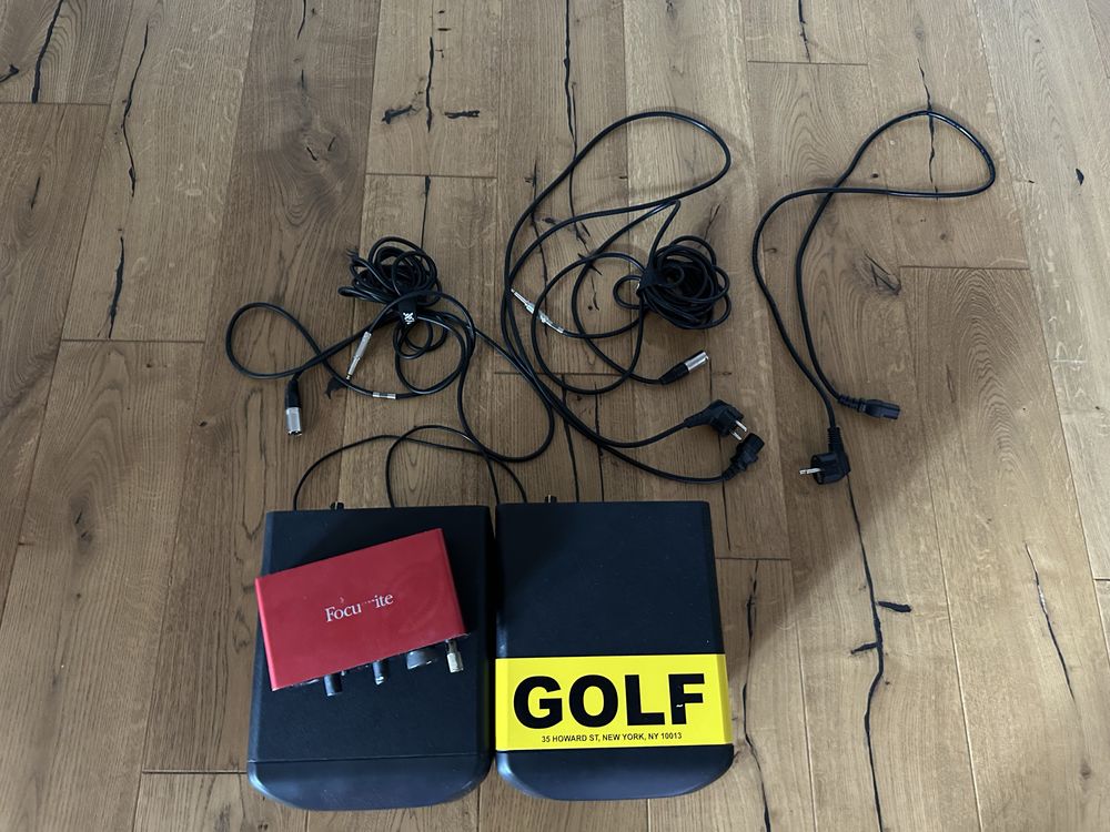 Monitory studyjne KRK Rokit 5 g3 + focusrite