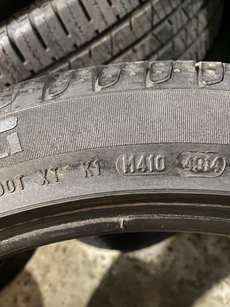 225/45 R18 Pirelli Centurato комплект шин летних.