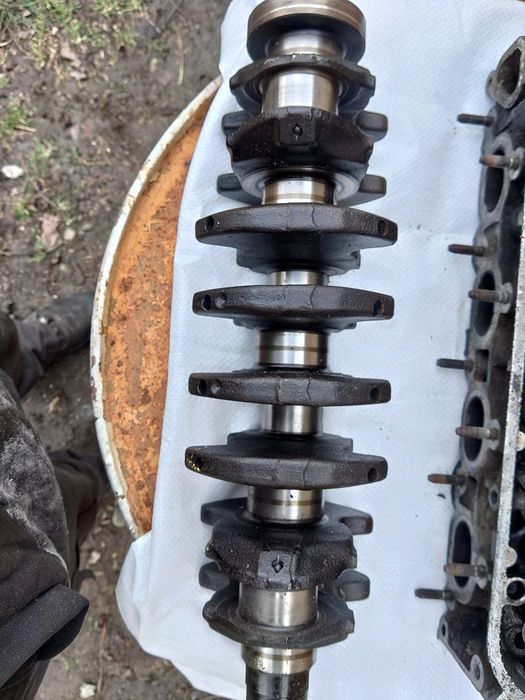 Колінвал honda F20Z1