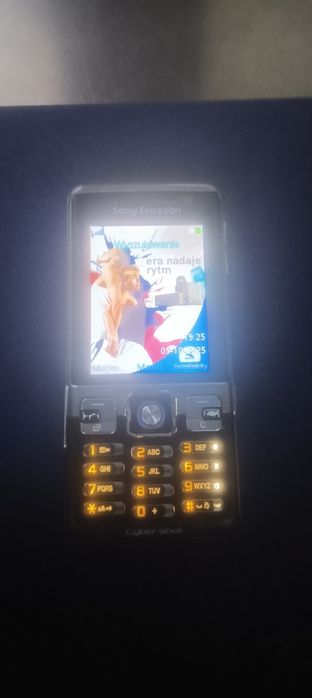 Sony Ericsson C702