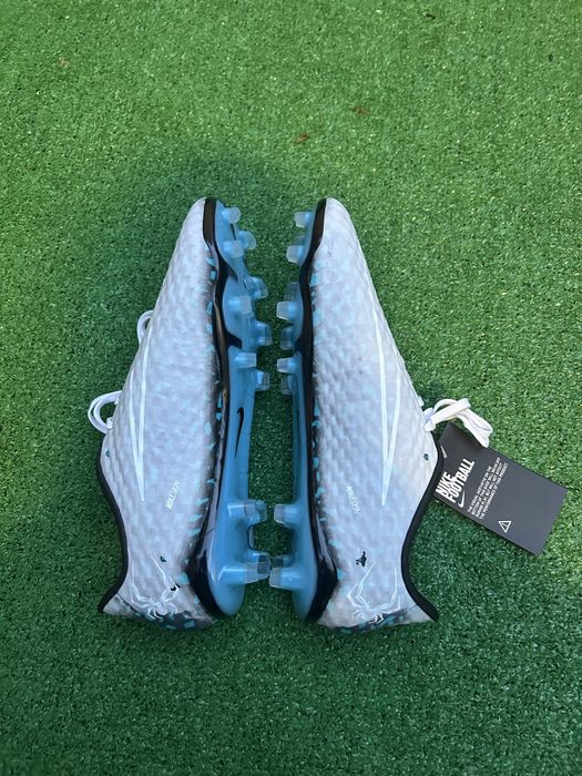 Nike Hypervenom Hydra