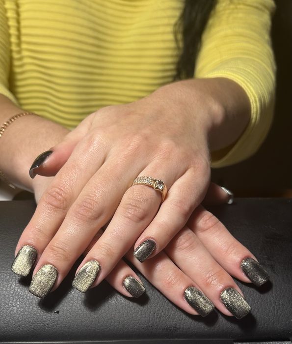 200 грн первый раз для отроботки дизайна.