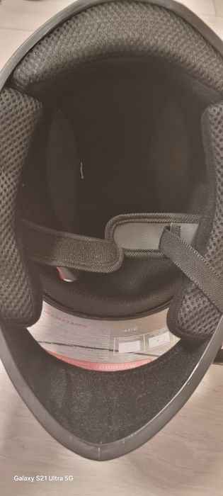 Продаю мотошолом