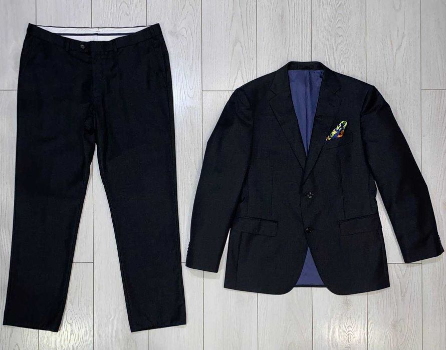 чоловічий шерстяний костюм Suitsupply
розмір 52 (Large)