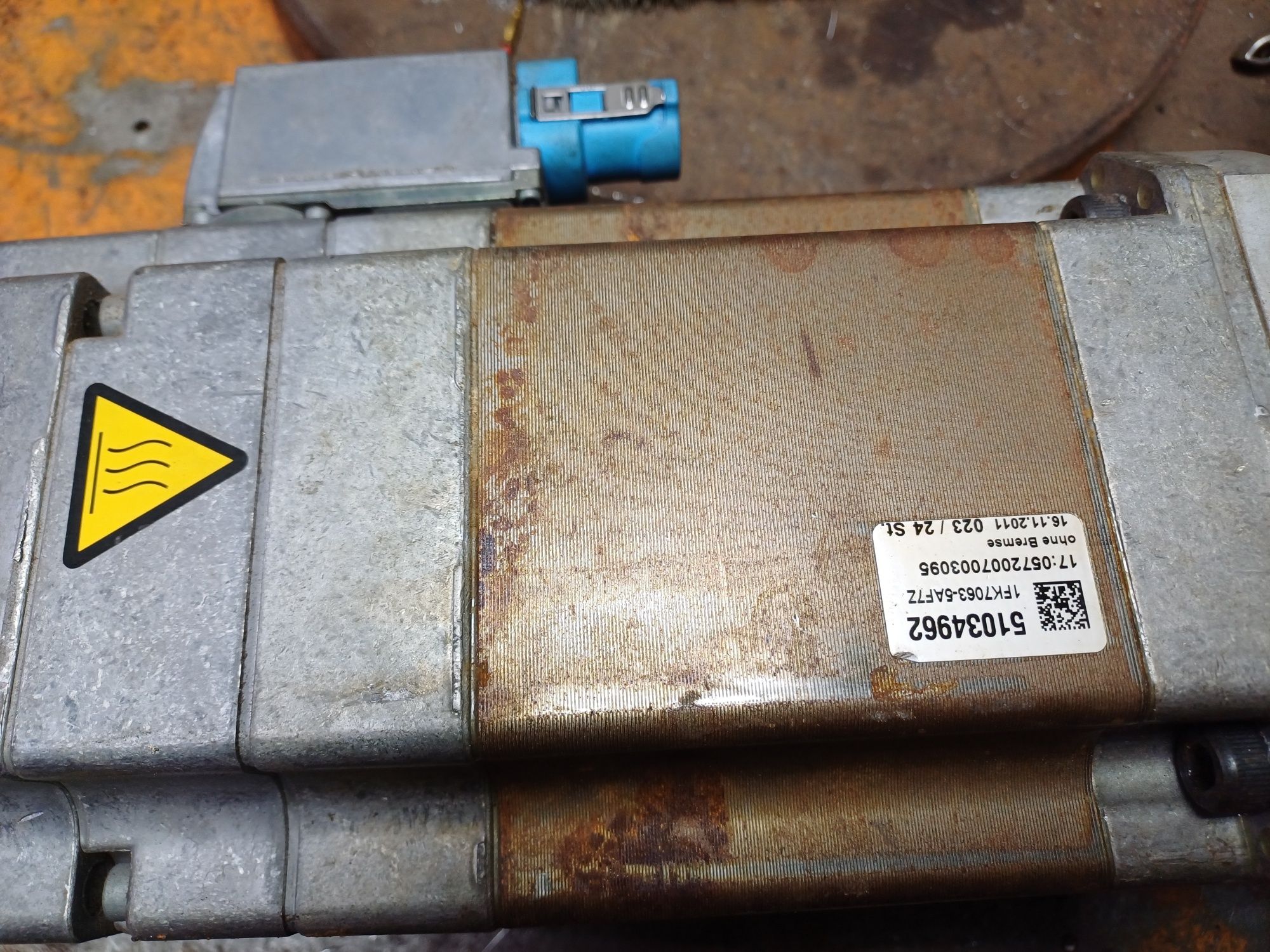 Silnik elektryczny  serwo motor