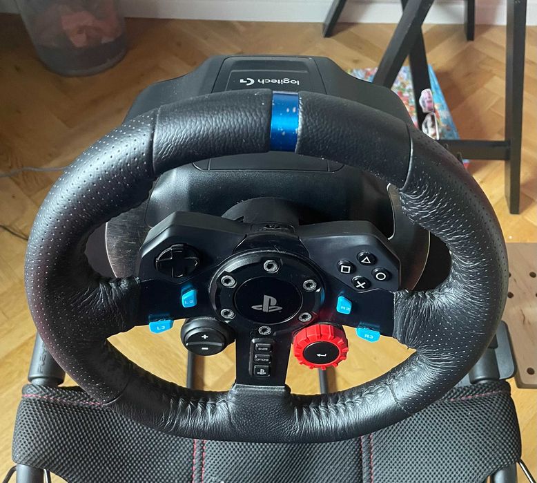 Kierownica Logitech G29 + pedały + shifter