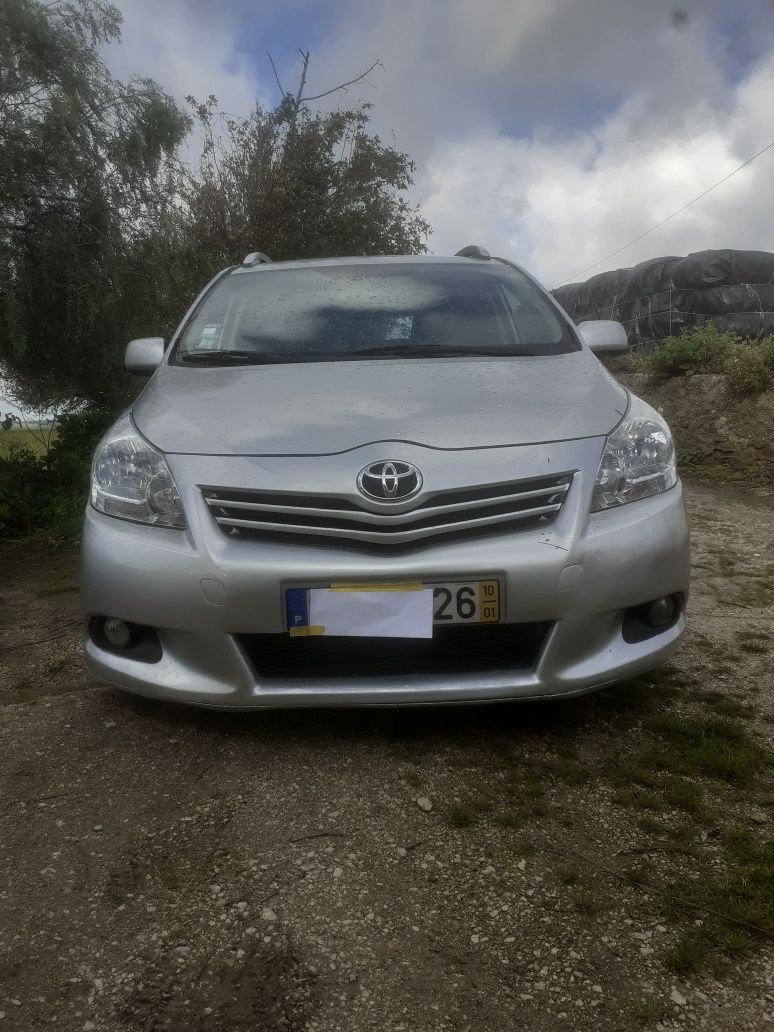 Toyota verso 2.0 d4d