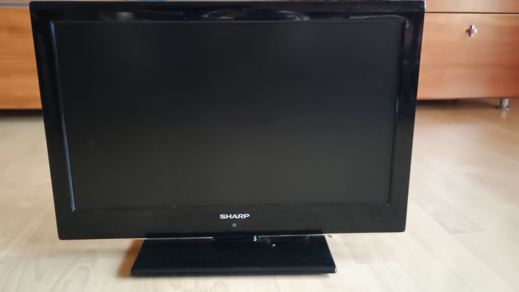 Telewizor Sharp 22 cale