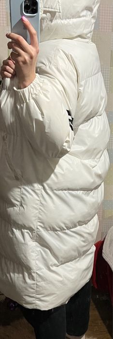 Курточка нова S-L