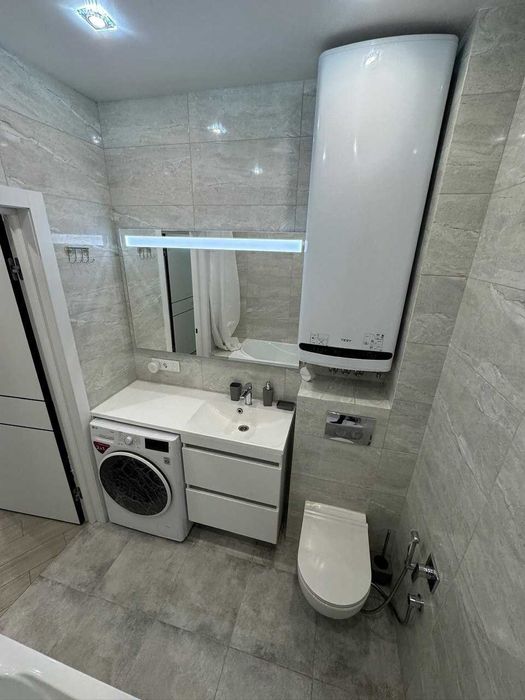 Стильна 1-к з паркінгом, ЖК Русанівська Гавань, Маланюка, Лівобережна