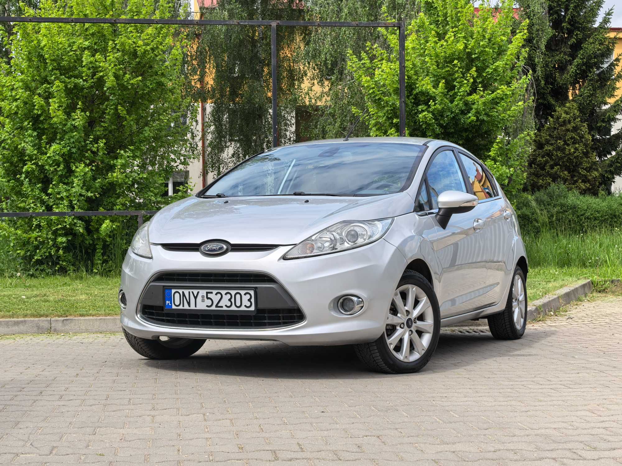 Ford Fiesta Titanium 1.4 benzyna niski przebieg Okazja Zamiana