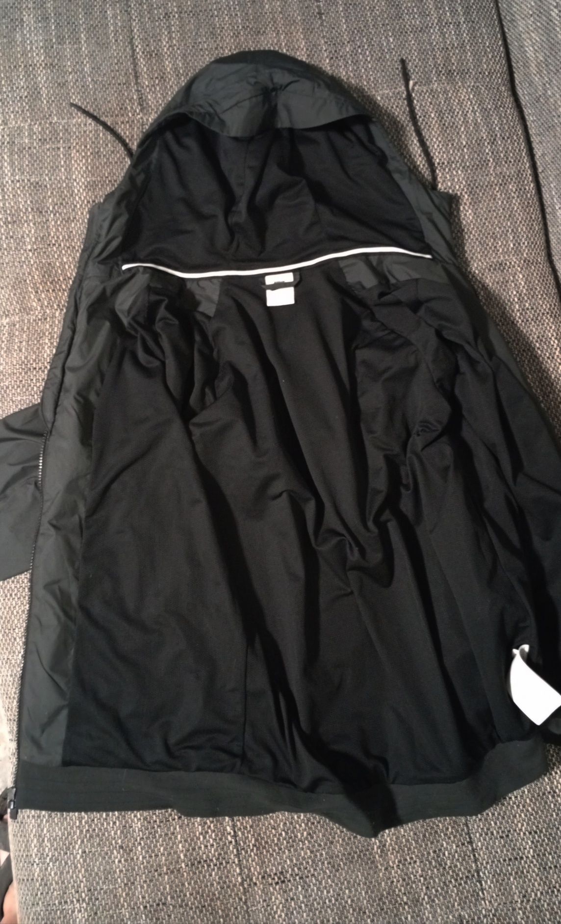 Чоловіча куртка (вітровка) Nike Windrunner. Розмір М.