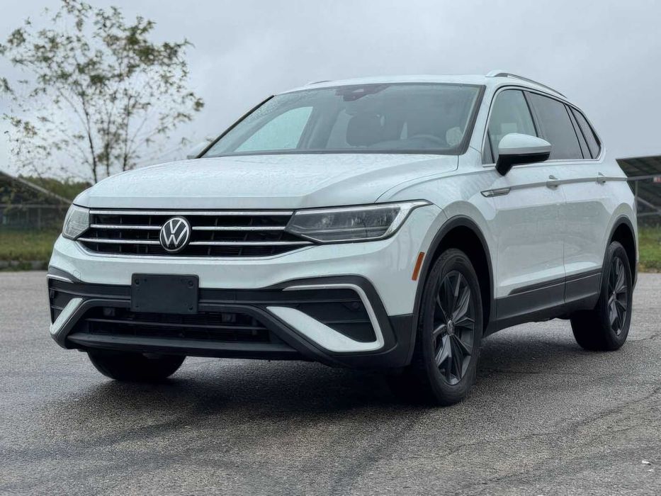 Volkswagen Tiguan SE 4Motion      2022