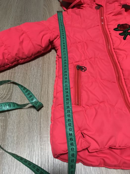 Куртка демисезонная на девочку на 4-5 лет, 110 размер