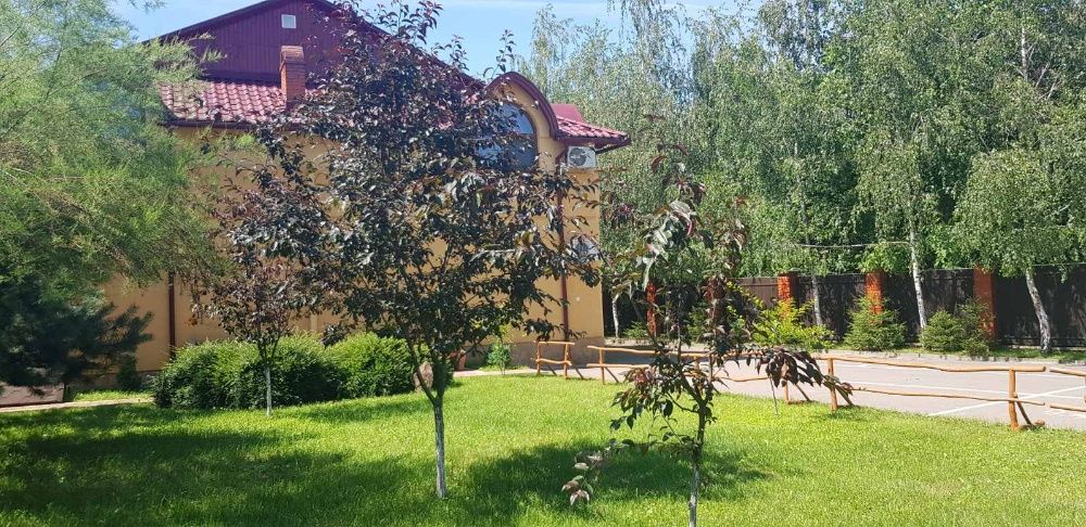 VILLA VERA Садиба біля Термального  басейну Закарпаття + парковка