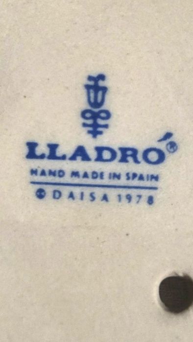 Figurka Lladro – dziewczynka z wiadrami