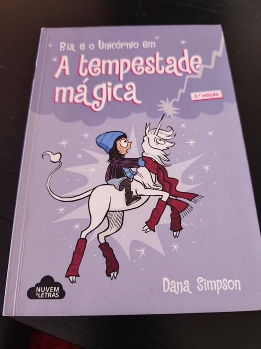 Livro infantil Bia e o Unicórnio