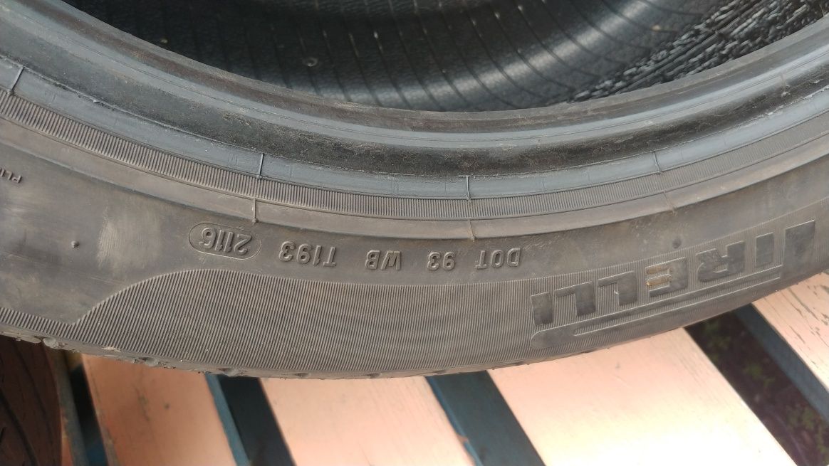 Dunlop Maxx RT 2 235/45R18 98Y