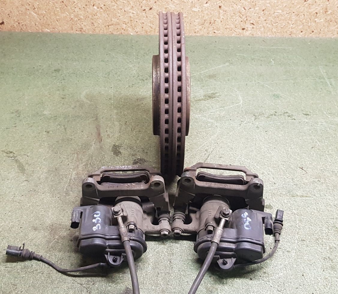 Zaciski tarcze  tył Audi 330mm A4 B9 , A5 , Q5 80A , A6 C8