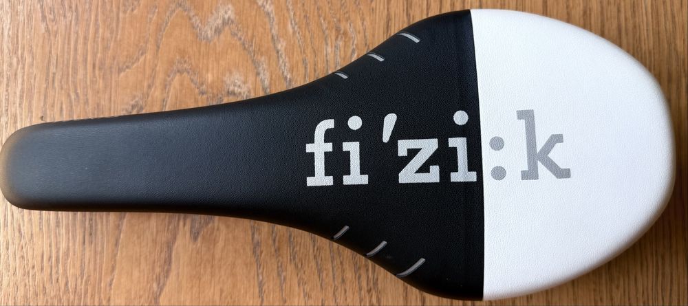 Siodełko Fizik Tundra M3 KIUM